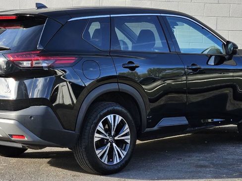 Used 2021 Nissan Rogue SV image 5