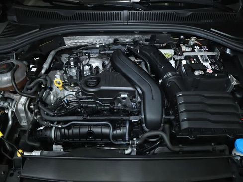 Used 2023 Volkswagen Jetta Sport image 34