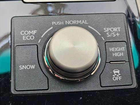 Used 2015 Lexus LS 460 AWD w/ F Sport Package image 23