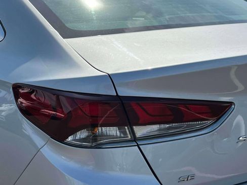 Used 2019 Hyundai Sonata SE image 11