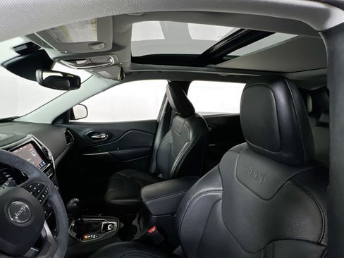 Used 2022 Jeep Cherokee Limited w/ Mopar Interior Package image 21