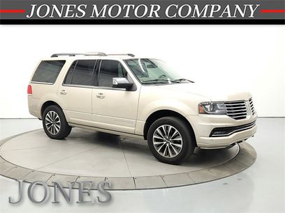 Used 2017 Lincoln Navigator Select