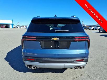 New 2026 Chevrolet Traverse LT w/ Sun and Wheel Package