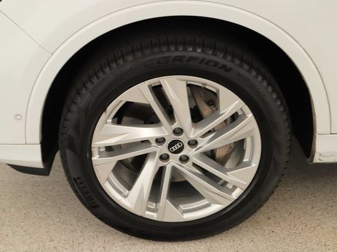Used 2022 Audi Q7 2.0T Premium Plus AWD/4WD image 35