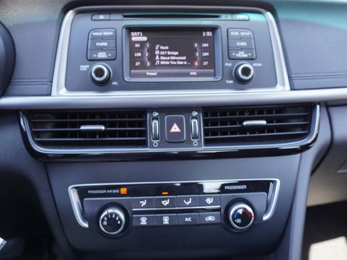 Used 2016 Kia Optima LX w/ LX Convenience Package image 22