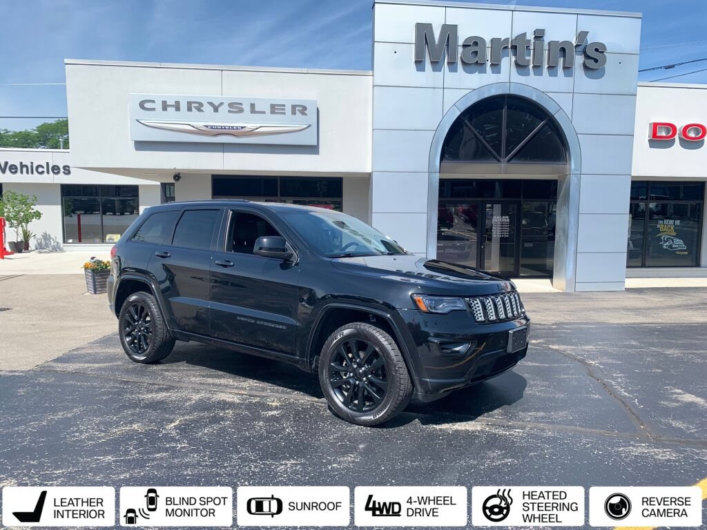Used 2020 Jeep Grand Cherokee Altitude AWD/4WD image 1
