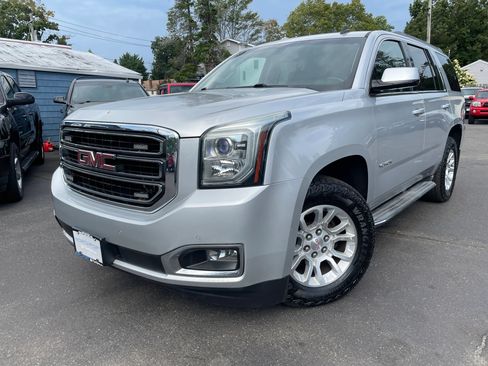 Used 2015 GMC Yukon SLE w/ HD Trailering Package AWD/4WD image 2