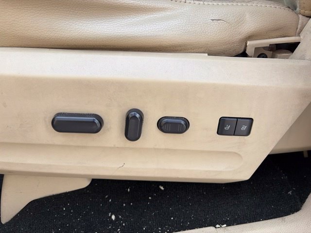 Used 2016 Ford Expedition EL Limited RWD image 33