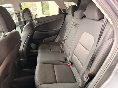Used 2017 Hyundai Tucson SE AWD/4WD image 12