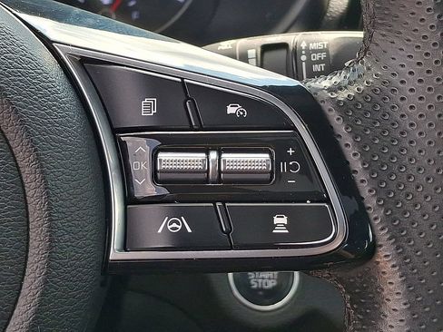 Used 2023 Kia Forte GT-Line w/ GT-Line Premium Package FWD image 18