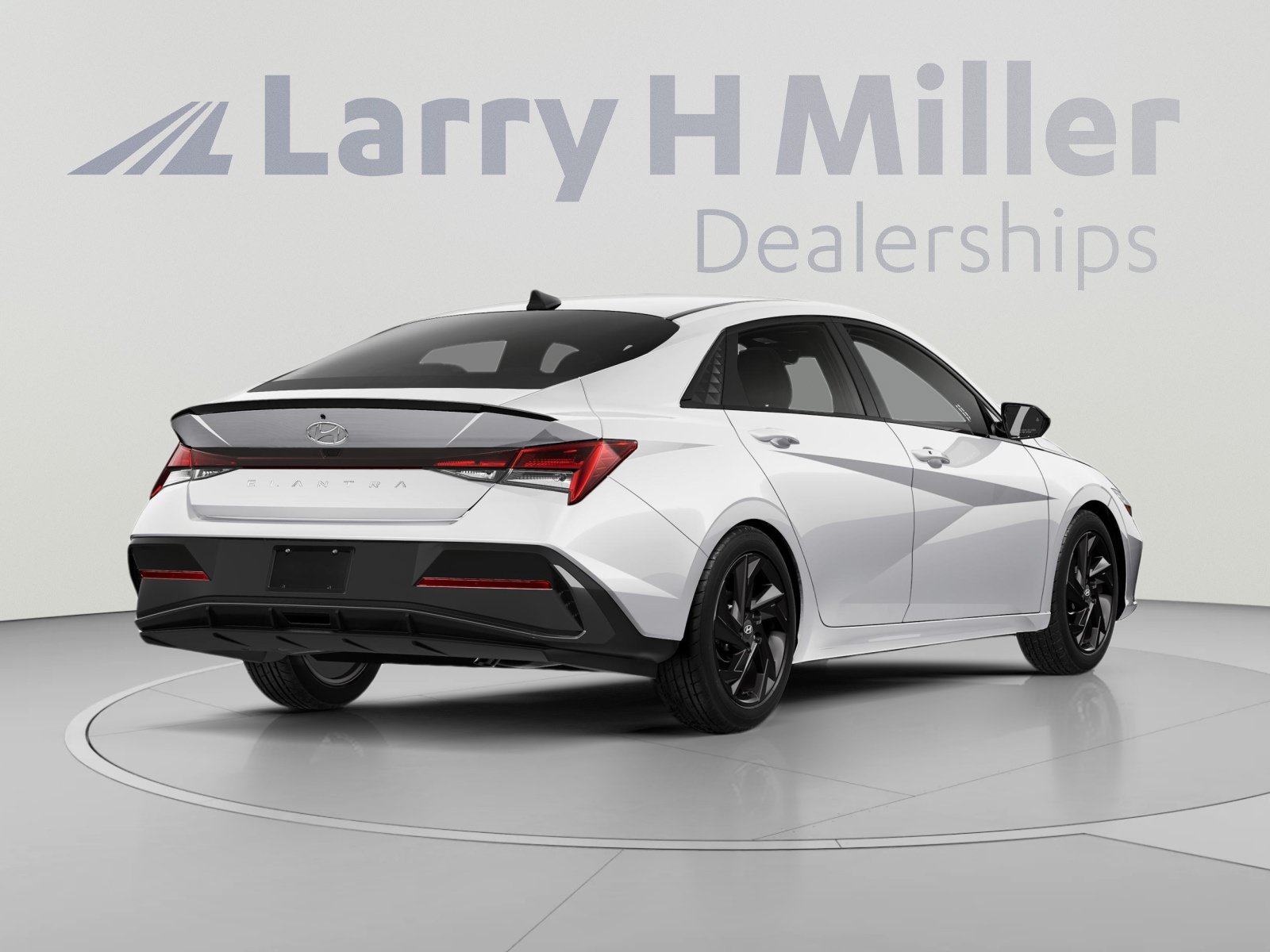 New 2026 Hyundai Elantra SEL Sport FWD image 2