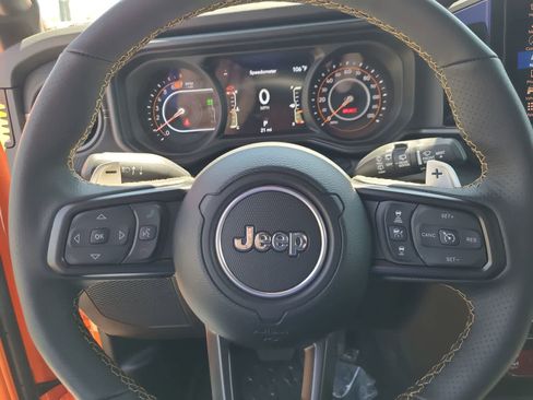 New 2025 Jeep Wrangler Unlimited Rubicon 392 image 23