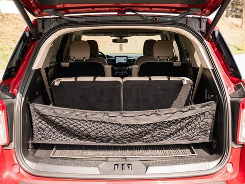 Used 2021 Ford Explorer Limited w/ Equipment Group 301A image 7