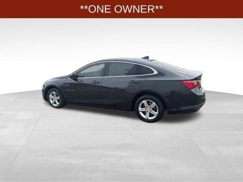 Used 2022 Chevrolet Malibu LS FWD image 4