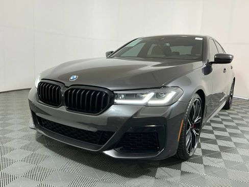 Used 2023 BMW M550i xDrive w/ Executive Package AWD/4WD image 2