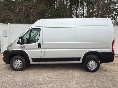 Used 2021 RAM ProMaster 2500 w/ Convenience Group image 7