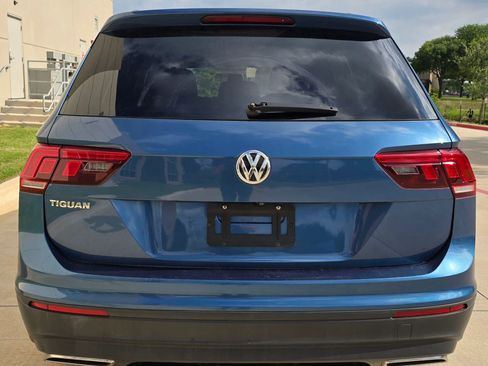 Used 2019 Volkswagen Tiguan S FWD image 10