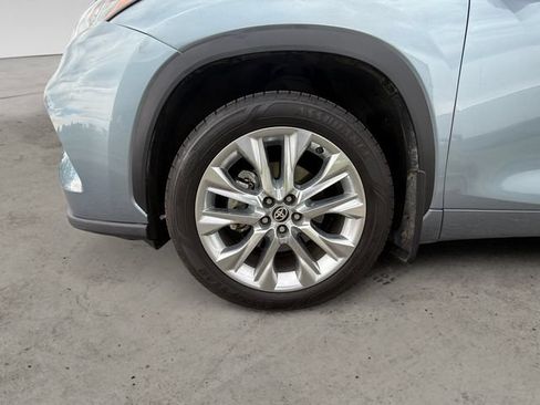 Used 2020 Toyota Highlander Limited AWD/4WD image 14