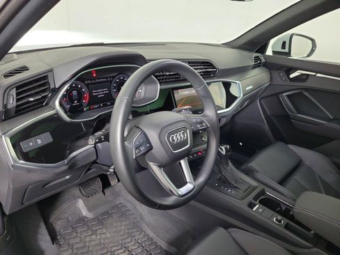 Used 2023 Audi Q3 2.0T Premium Plus w/ Premium Plus Package AWD/4WD image 23