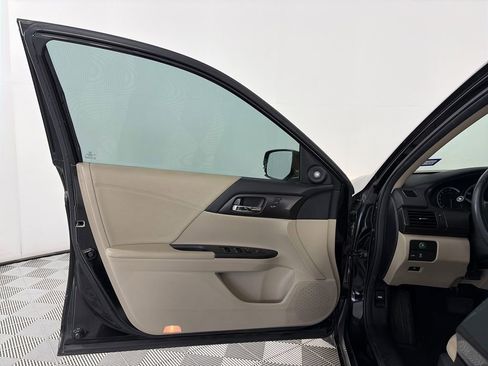 Used 2013 Honda Accord EX-L image 10