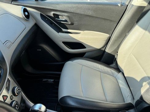 Used 2015 Chevrolet Trax LTZ image 14