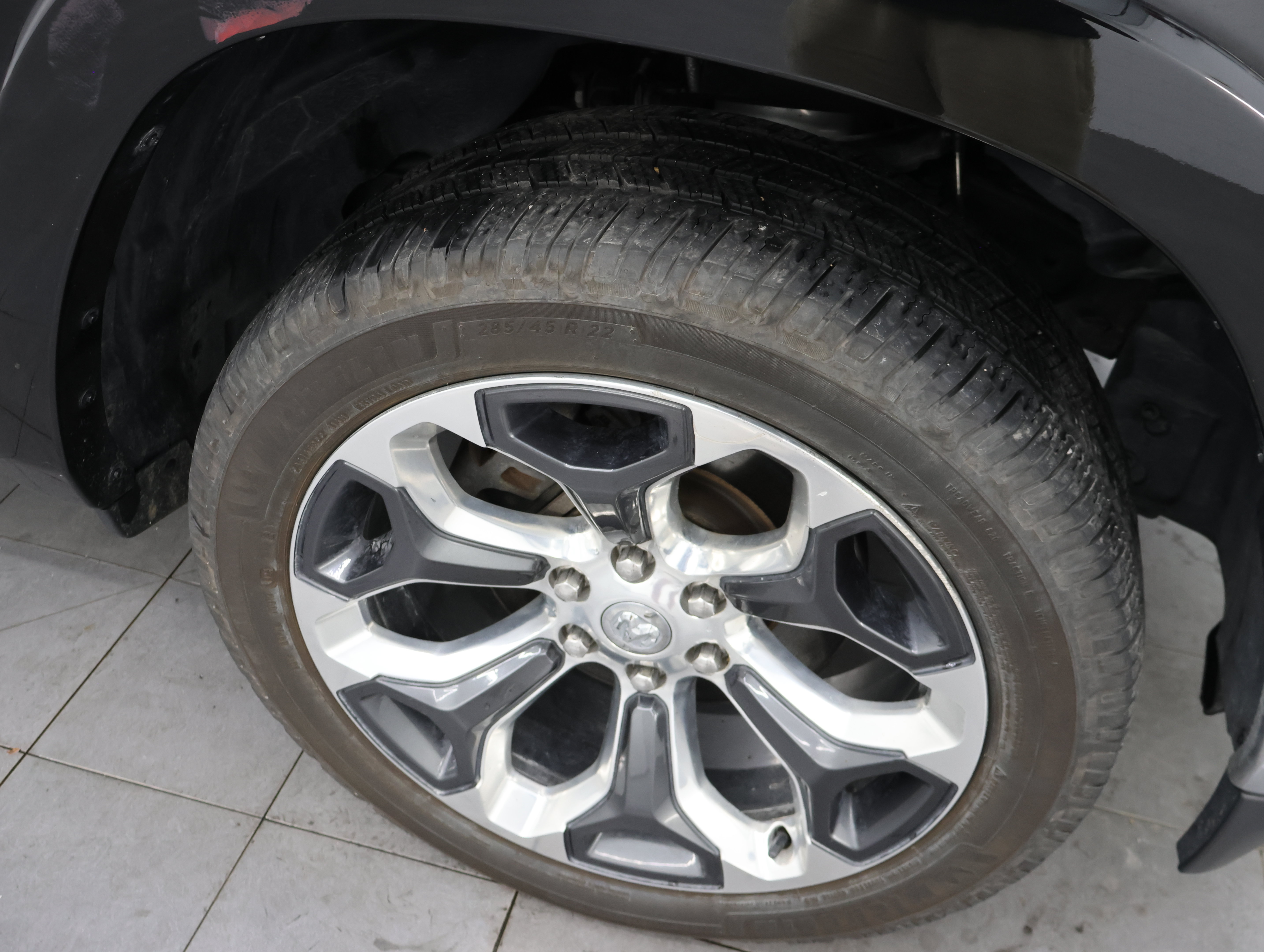 Used 2022 RAM 1500 Limited AWD/4WD image 3