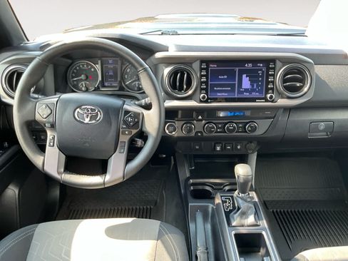 Used 2023 Toyota Tacoma TRD Sport w/ Black Out Package (TMS) AWD/4WD image 10