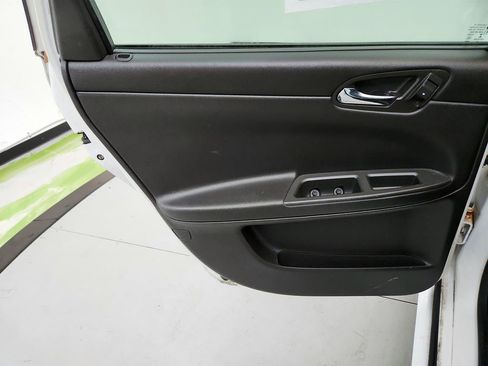 Used 2014 Chevrolet Impala Police FWD image 19