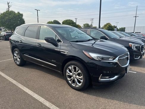 Used 2018 Buick Enclave Avenir w/ Avenir Technology Package AWD/4WD image 6