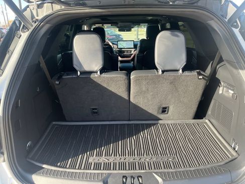 Used 2025 Ford Explorer ST w/ Sun And Sound Package image 30