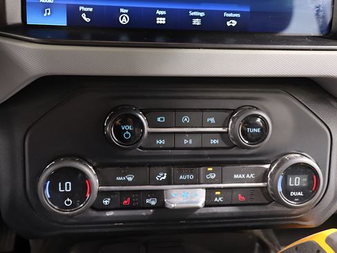 Used 2023 Ford Bronco Badlands AWD/4WD image 11