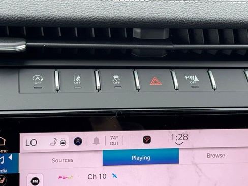New 2026 Jeep Grand Cherokee L 4WD image 18