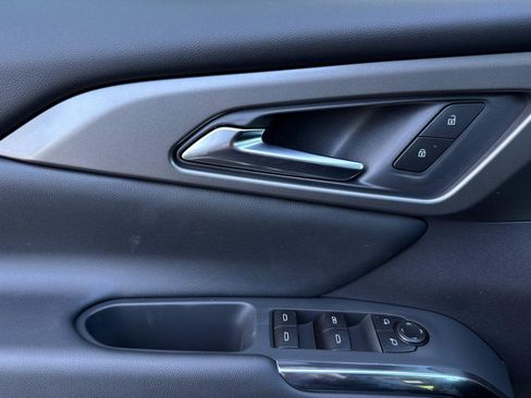 New 2026 Chevrolet Traverse LT w/ Driver Confidence Package image 13