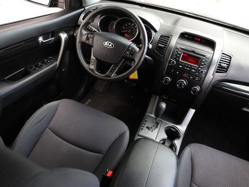 Used 2011 Kia Sorento 2WD image 20