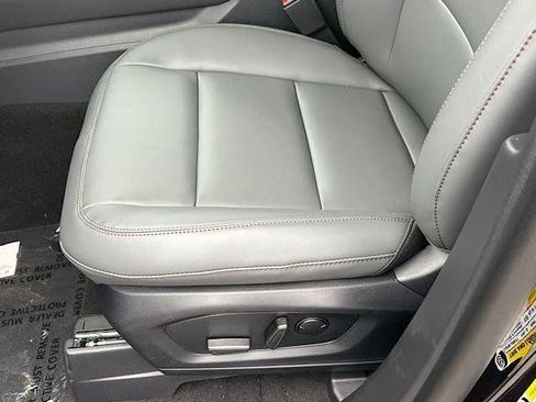 New 2026 Ford Explorer Active w/ Active Comfort Package AWD/4WD image 10