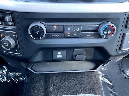 Used 2022 Ford F150 XLT w/ Trailer Tow Package image 18