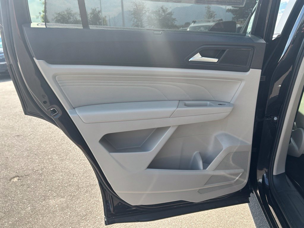Used 2023 Volkswagen Atlas SE FWD image 17