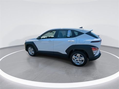 New 2026 Hyundai Kona SE image 6