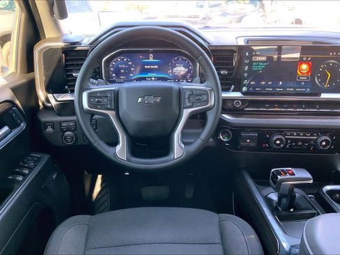 Used 2025 Chevrolet Silverado 1500 RST w/ Convenience Package II image 5