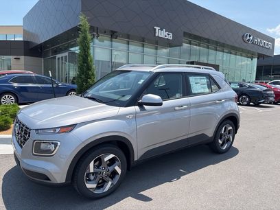 New 2025 Hyundai Venue SEL