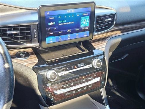 Used 2021 Ford Explorer Limited w/ Equipment Group 301A image 15