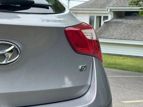 Used 2013 Hyundai Elantra GT w/ Touch & Go Pkg FWD image 9