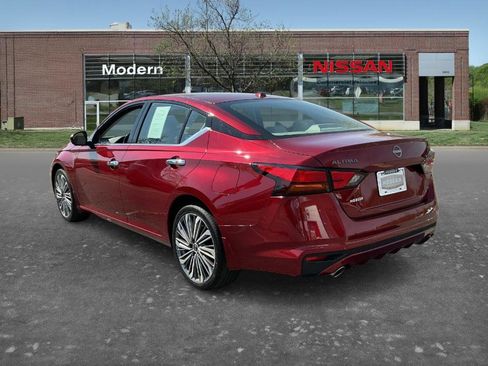 Certified 2024 Nissan Altima 2.5 SL image 2