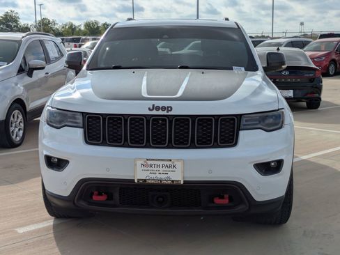 Used 2018 Jeep Grand Cherokee Trailhawk w/ Trailhawk Luxury Group image 8
