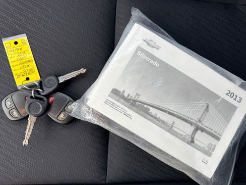 Used 2013 Chevrolet Silverado 2500 LT w/ Interior Plus Package image 23