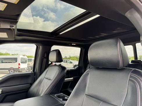 Used 2022 Ford F250 Lariat w/ Tremor Off-Road Package image 31