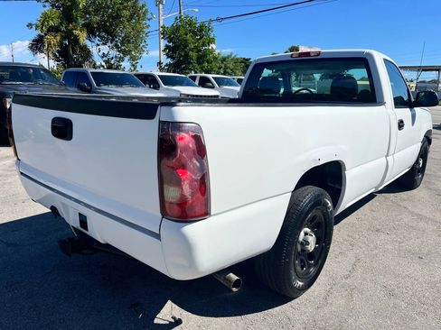Used 2005 Chevrolet Silverado 1500 W/T image 8
