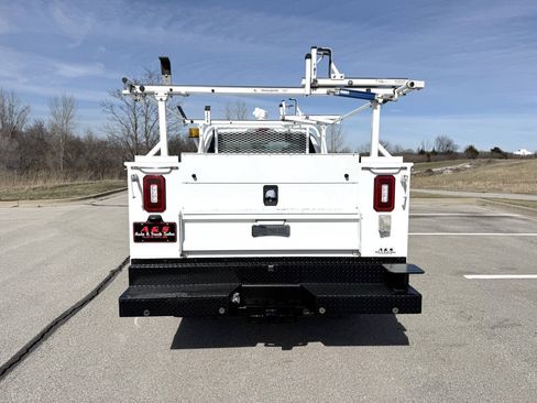 Used 2019 Ford F350 XL w/ Power Equipment Group AWD/4WD image 6