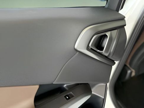 Used 2026 BMW X3 xDrive30 w/ M Sport Package image 22