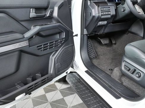 Used 2026 Toyota 4Runner TRD Off-Road Premium w/ Tow Technology Package AWD/4WD image 8